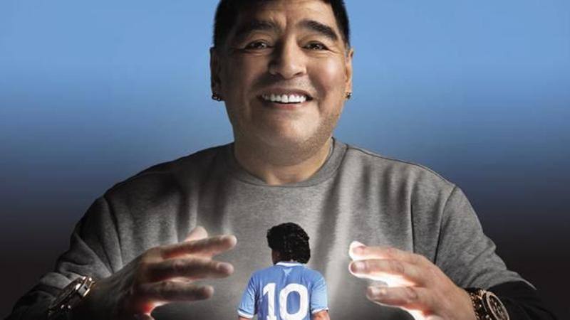 Spaghetti, fango e la 10 a Zola: Maradona raccontato dai compagni di scudetto